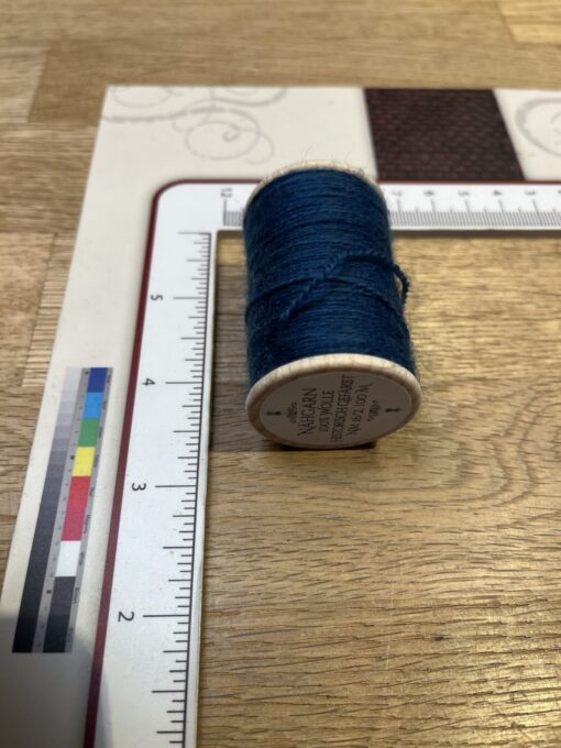 Nähgarn NM 16/2 auf Holzspule (indigomittelblau)