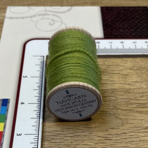 Sewing thread NM 16/2 on a wooden spool (light-green-reseda-indigo)