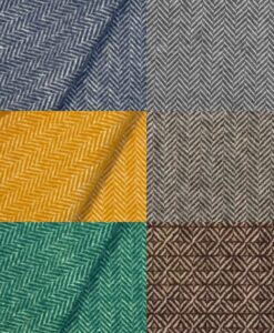 Wool blanket with fringes